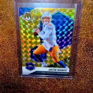 2021 Panini Mosaic Prizm Justin Herbert card 111